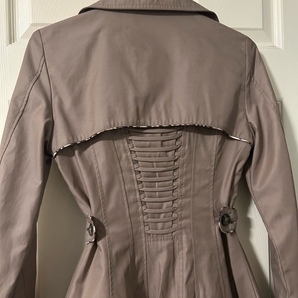 Betsy Johnson Trench Coat Tan XS with Belt A-Line Flare - Picture 4 of 10